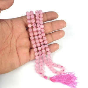 ลูกประคำโรสควอตซ์ทำมือคุณภาพพรีเมียม 108 เม็ด แบบญี่ปุ่น พกพาสะดวก คริสตัลอัญมณีคุณภาพดีที่สุดสำหรับการบำบัดจักระ - Product Image 1