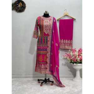 ชุดปาร์ตี้ของผู้หญิงสวยสวมเสื้อ plazzo dupatta กับงานฝีมือเพชร - Product Image 4