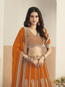 Lehenga Choli semi-cousu en Faux Georgette avec broderie de sequins, style moderne, pour mariages, Diwali et occasions de fête, longueur ras du sol - Product Image 5
