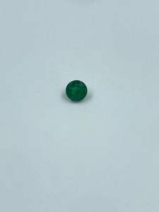 Pierre précieuse émeraude verte de haute qualité 4,80 mm 0,40 ct, sertie à griffes sur chaîne torsadée, pierre libre pour la fabrication de bijoux - Product Image 5