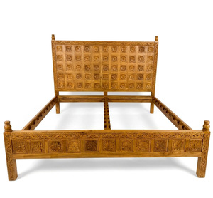 Meubles de chambre à coucher de luxe en teck massif sculpté à la main, lit king-size avec décor floral sculpté et table de chevet assortie - Product Image 5