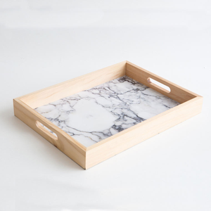 Plateau de service et plateau décoratifs en résine, design échiquier en bois, corne et os, pour la maison et la restauration - Product Image 1