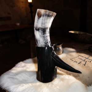 Cuerno Vikingo para Beber con Soporte, Hecho de Cuerno Natural de Buey y Vaca, para Cerveza y Bebidas, a Precio Económico - Product Image 1