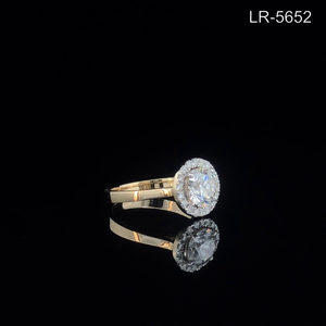 Bague de fiançailles halo en diamant de laboratoire 2,20 CTW, or jaune 14 carats plaqué rhodium, couleur E, certifiée IGI, bijoux fins en gros - Product Image 4