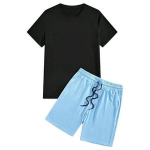 Ensemble T-shirt et short décontracté en coton pour homme – Haut blanc et short marron avec imprimé étoiles – Tricot respirant pour l'été - Product Image 4