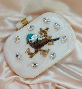 Figurine en résine écologique de haute qualité, peinte à la main, pour les soirées, fabriquée à la main pour les femmes, pour les fêtes de Noël et les événements - Product Image 6