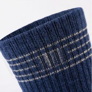 Merino Wool Hiking <b>Socks</b> Crew Sports Wholesale Outdoor Trekking Athletic Thermal Warm Breathable Moisture Wick Customized Color - Product Image 4