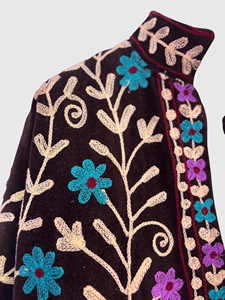 Floral Embroidered <b>Velvet</b> Jacket Mandarin Collar Full Sleeve Plus Size Women's Autumn Blouson Style - Product Image 4