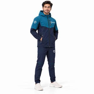 Ensemble de survêtement unisexe personnalisé, écologique, respirant, avec capuche, en tissu tissé léger, veste zippée intégrale et pantalon de jogging pour l'extérieur - Product Image 4