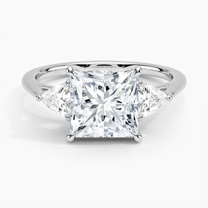 Anillo BOJ 0142 con Corte Princesa, Plata 925, Lujoso Anillo Solitario con Tres Puntas, Diamante de 2ct, Color D, VVS1, Moissanita GRA - Product Image 1