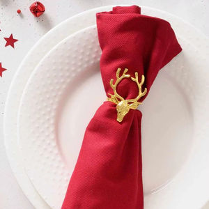 Anneau de serviette en aluminium fini à la main en forme de renne, avec un artisanat festif pour la décoration de table de Noël - Product Image 1
