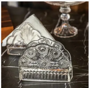 Elegante Porta Servilletas y Pañuelos Redondo de Resina Hecho a Mano y Ecológico, Organizador Decorativo de Lujo para una Comedor Elegante - Product Image 3