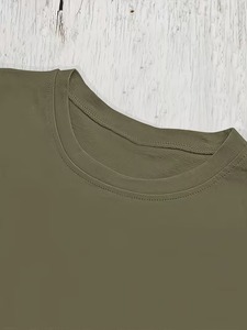 Camiseta Unisex Informal de Manga Corta Color Verde Oliva con Estampado de Personajes, Corte Holgado, Camiseta Informal para Hombre, Estampado Digital - Product Image 4