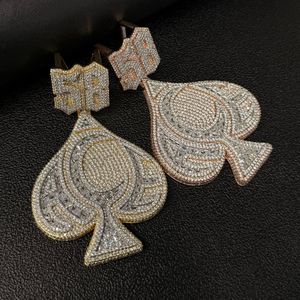 AMBER JEWELS Colgante de Corazón Unisex de 14K Sólido con Temática Hip Hop, de Aleación de Zinc Bañado en Oro, con Micro Colgantes de Cristal y Diamantes de Imitación - Product Image 1