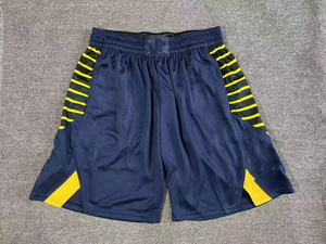 Shorts de football d'entraînement personnalisés pour garçons avec bandes latérales et cordon de serrage réglable, shorts de sport pour hommes - Product Image 2