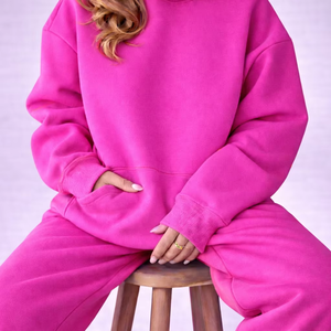 Pull à capuche confortable pour femme, en velours, long et ample, chaud pour l'hiver, style décontracté streetwear, coupe ample et détendue - Product Image 1