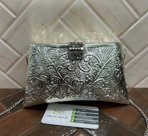 Bolsos de fiesta de Metal hechos a mano en relieve diseño Vintage elegante bolso de mano de diseñador para mujer con cadenas desmontables bolso de mano - Product Image 4