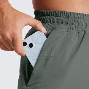 Pantalones cortos deportivos 2 en 1 para hombre, hechos a medida, de color sólido, de secado rápido, hechos en Pakistán - Product Image 5