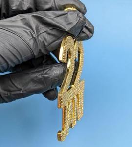 Colgante de Hip Hop con Letra Personalizada de Diamante Moissanita en Plata 925 Chapada en Oro, Joyería Bling Iced Out, Fabricante de India - Product Image 4