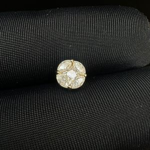 Pendiente Étnico Atemporal de Oro de 10K con Diamantes de Corte Marquesa y Princesa para Piercing Helix Elegante, Regalo de Boda y Aniversario - Product Image 4