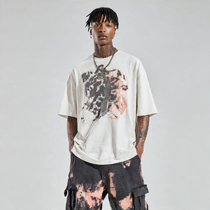 เสื้อยืด OEM ประดับเพชรเทียม ผู้ชาย สไตล์สตรีทฤดูร้อน เสื้อยืดคอกลม แขนสั้น ประดับหมุดสีเงิน สำหรับผู้ชาย - Product Image 4