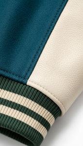 Vêtements Streetwear Style Américain avec Doublure Matelassée et Broderies – Vente en Gros – Collection Universitaire - Product Image 4