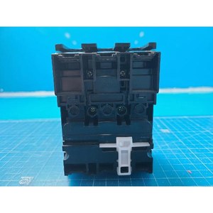 Disjoncteur à boîtier moulé Mitsubishi NF50-KC 40A, d'occasion, comme il est, pièces d'équipement semi-conducteur Legacy - Product Image 6
