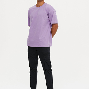 เสื้อยืดคอกลมแขนสั้นผู้ชายผ้าฝ้าย 100% สีทูโทน สกรีนโลโก้ด้านหน้าตามแบบ OEM ระบายอากาศได้ดี แห้งเร็ว เหมาะสำหรับออกกำลังกาย - Product Image 2