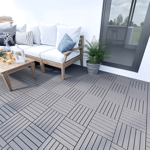 10 Pezzi di Piastrelle Incastrabili in Legno di Acacia Grigio Chiaro con Motivo a Righe 30x30 cm per Pavimentazione Esterna di Patio e Balcone - Product Image 2