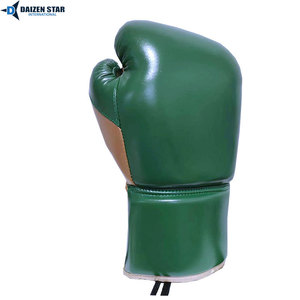 Gants de boxe Daizen Star vert en cuir PU, fermeture à lacets pour adultes, équipement d'entraînement - Product Image 3