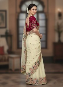 Sari Floral Bordado en Color Crema Marfil al por Mayor con Blusa de Diseño Color Vino, para Bodas y Fiestas, Sari Étnico de Calidad de Exportación - Product Image 3