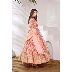 ชุดสวมใส่สำหรับงานปาร์ตี้ของผู้หญิงดีไซน์เนอร์ชุดด้านล่างและ dupatta - Product Image 5