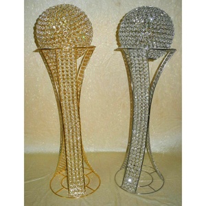 Centro de mesa decorativo de cristal para boda, trofeo de cristal dorado para mesa de boda, brillante y elegante, hecho a mano - Product Image 1