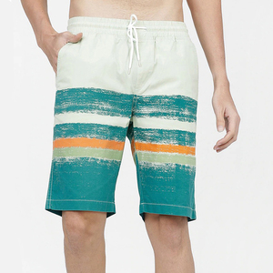 Shorts Bermuda pour homme à blocs de couleur avec cordon de serrage à la taille et poches, style décontracté, tissu tricoté à séchage rapide - Product Image 5