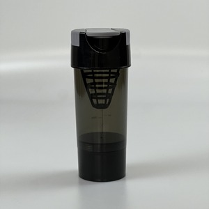 Botella de Plástico de 600 ml con Infusor de Té, Impermeable, Ecológica, Diseño Minimalista, Tapa de Rosca, para Gimnasio, Camping y Deportes - Product Image 1