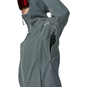 Chaqueta larga cortavientos de caparazón duro para mujer con capucha y cremallera, corte regular y ajuste relajado - Product Image 5