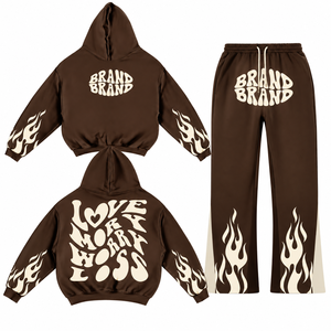 Ensemble survêtement homme personnalisé : sweat à capuche imprimé motif flamme et pantalon de jogging oversize style streetwear - Product Image 1