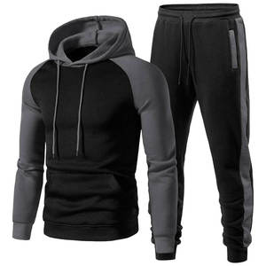Ensemble de jogging 2 pièces avec logo personnalisé, tissu en velours respirant et écologique, doublure en polaire, personnalisation latérale, ensemble de vêtements de sport en coton pour homme - Product Image 1