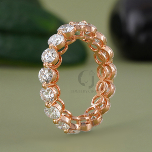Bague d'éternité pour femme Rudakiya Brothers en or rose 14 carats avec diamant de laboratoire taille ronde VS1 (couleur E certifiée IGI) - Product Image 4