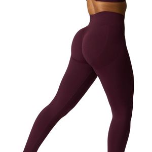 Pantalons de yoga pour femmes en gros personnalisés, leggings de compression taille haute, fabricant de vêtements de fitness OEM, design personnalisé - Product Image 1