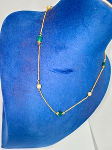 Elegante Collar de Cadena Plateada con Cristales Cuadrados Color Verde Azulado y Perlas, Joyería Minimalista de Moda para Mujer - Product Image 2