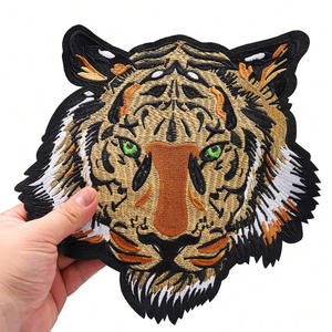 Patchs brodés thermocollants, logo personnalisé pour vêtements, chapeaux, vestes, fabrication en usine, vente en gros - Product Image 6