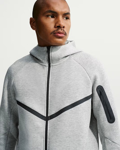 Vente en gros de sweats à capuche en molleton technique pour hommes, vestes zippées, vêtements de sport personnalisés, survêtements, fabricant de vêtements OEM à marque privée - Product Image 3