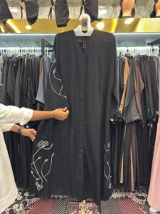 Nueva Venta 2026: Hermosa Abaya de Dubái para Mujer, Kaftán con Trabajo Artesanal, Ropa Islámica Tradicional y Accesorios Diseñados para Musulmanas - Product Image 6