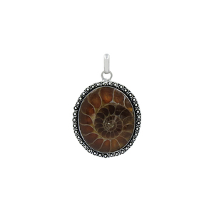 Colgante de piedra preciosa con bisel plateado ovalado de fósil de amonita natural, joyería vintage hecha a mano para la elaboración de collares - Product Image 1