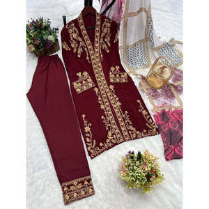 Conjunto de Traje de Diseñador para Mujer con Hermoso Bordado - Product Image 5