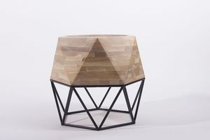 Vase de sol carré moderne en bois avec support en métal noir pour l'affichage floral, design minimaliste, Linea Exports Inc LE-MW0004 - Product Image 5