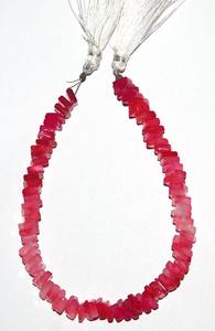 ลูกปัดหินแคลเซโดนีสีชมพูร้อนทรงสี่เหลี่ยมเรียบ สำหรับทำเครื่องประดับ ขายส่ง - Product Image 6