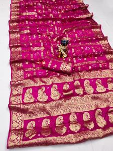 Sari Tradicional Gujarati Gharchola de Seda con Arte Bandhani, Patrón de Cuadros Zari, para Novias, Bodas, Festivales, Ropa Étnica - Product Image 4