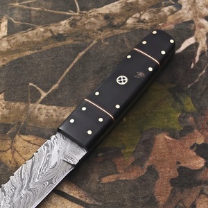 Couteau Tanto en acier Damas de qualité industrielle fait à la main avec manche en Micarta et étui en cuir pour le camping en plein air - Product Image 2